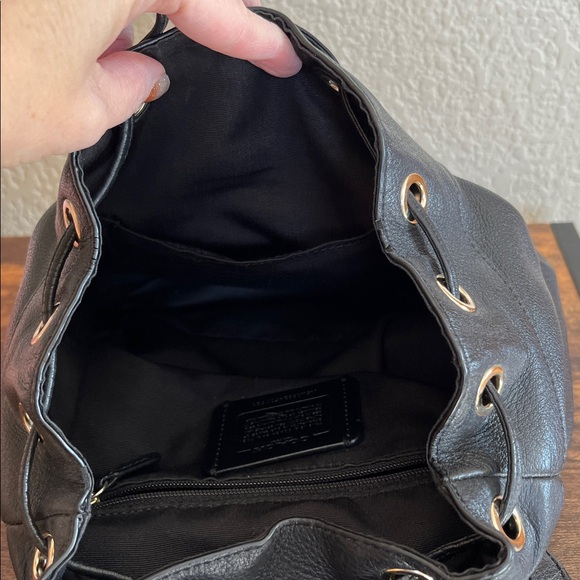 Coach Billie Mini Backpack Style no. F37621, Black leather - Picture 4 of 14